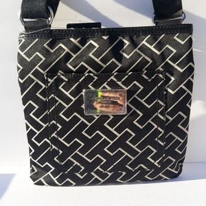 Tommy Hilfiger SM XBODY bag NWT.